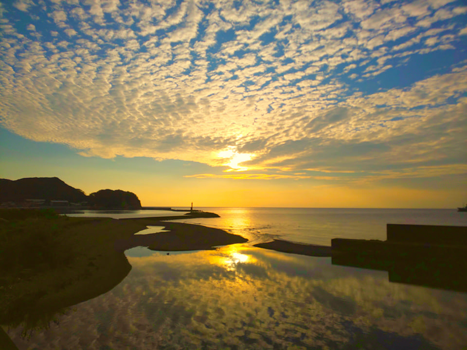 夕陽日本一宣言の街 西伊豆の夕日